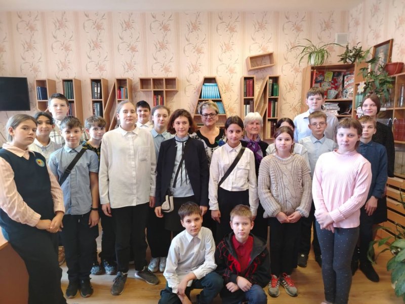 З любою да роднай зямл Паэтычная сустрэча да Дня роднай мовы прайшла  санаторнай школе